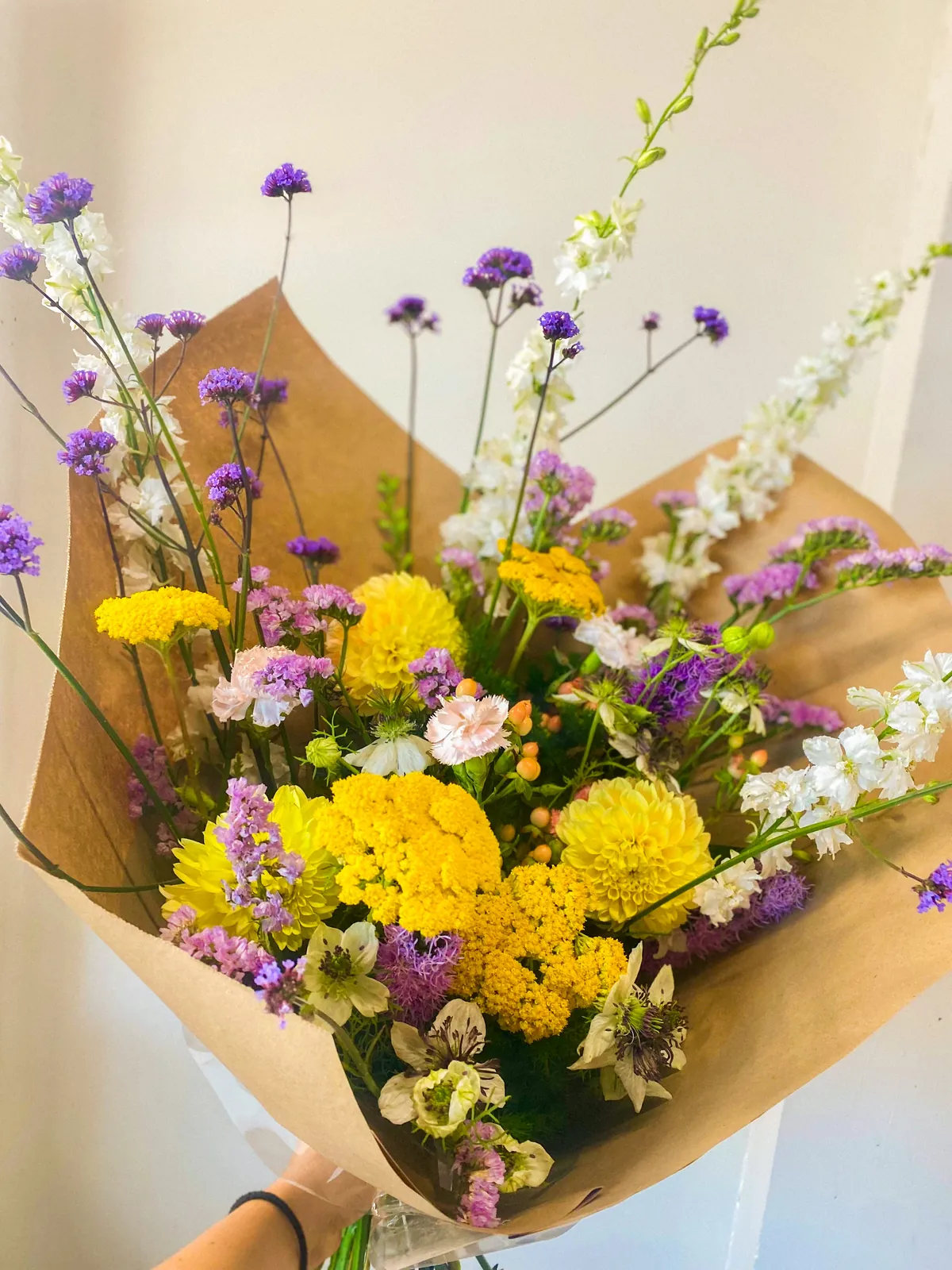 Bouquet de fleurs locales