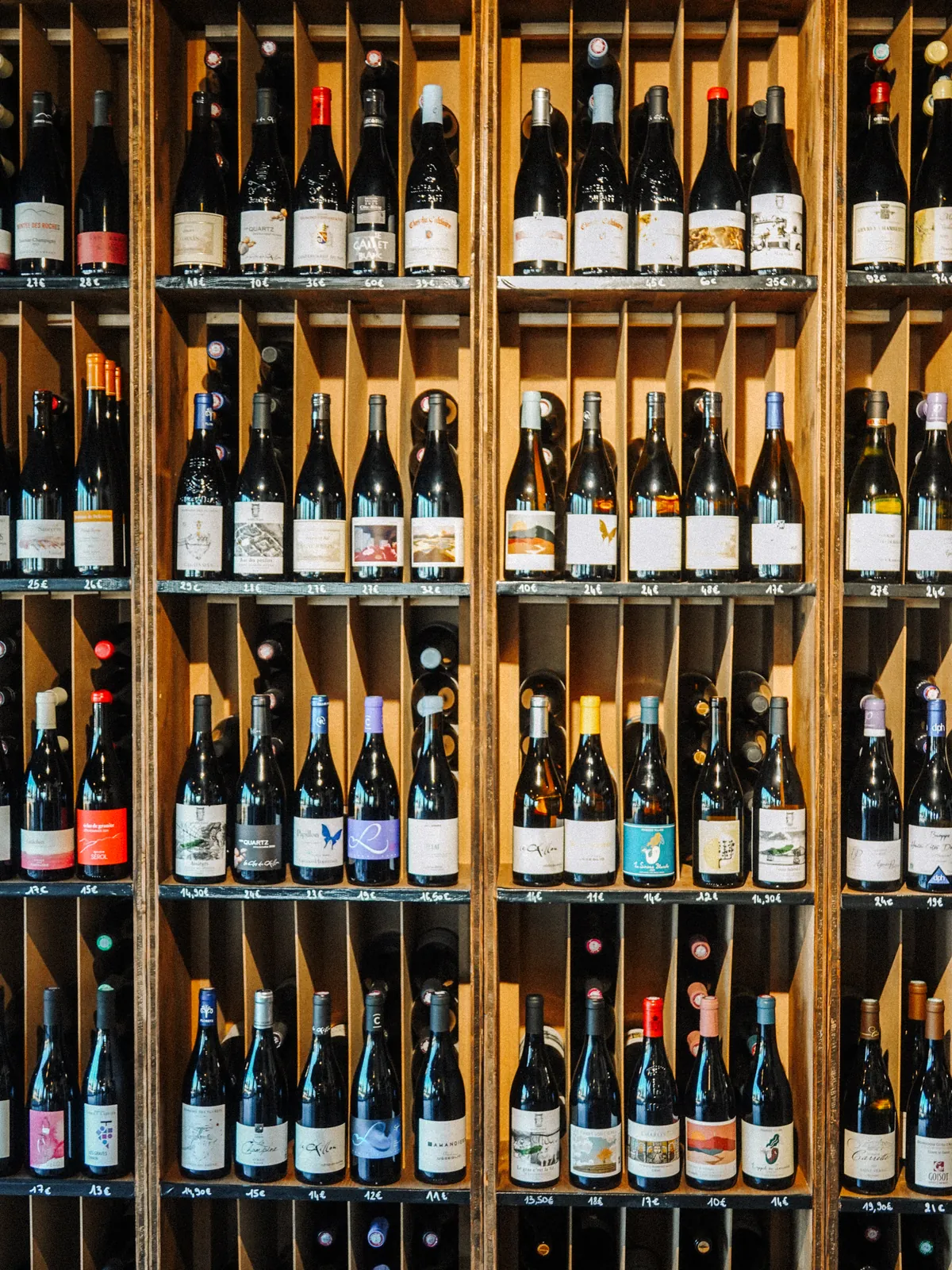 Bouteilles de la cave à vins d'Arrosé
